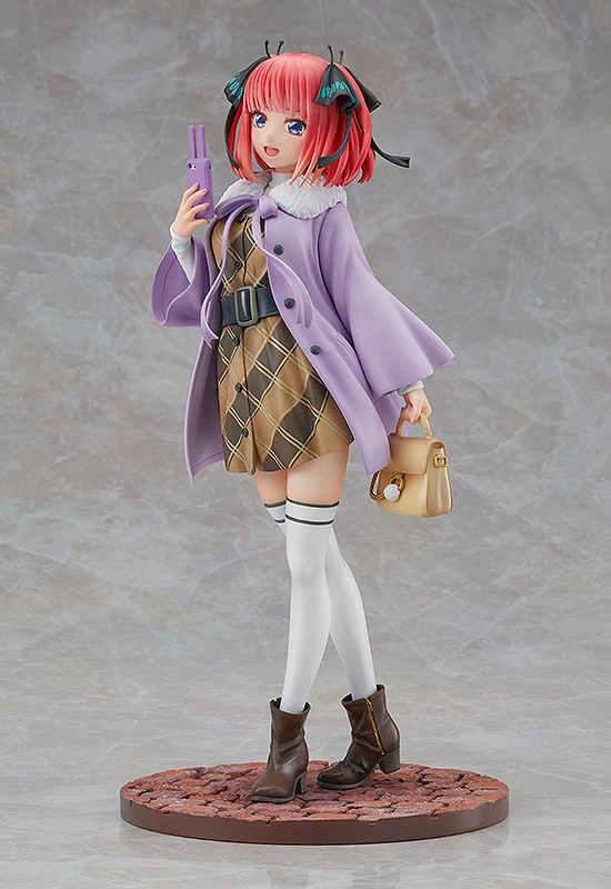 GOOD SMILE COMPANY The Quintessential Quintuplets ∬ Nino Nakano: Date Style Ver. 1/6 Scale Figure 3 GOOD SMILE COMPANY The Quintessential Quintuplets ∬ Nino Nakano: Date Style Ver. 1/6 Scale Figure - Image 3